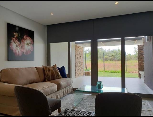 2 BEDROOM PROPERTY TO RENT IN SIBAYA